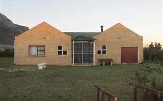 3 Bedroom House in Bettys Bay