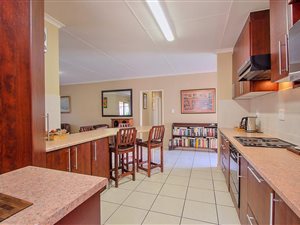 3 Bed Townhouse in Pomona