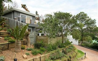 5 Bedroom House in Kanonkop