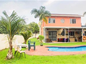 5 Bed House in Caversham Glen