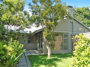 2 Bed Apartment in Oaklands