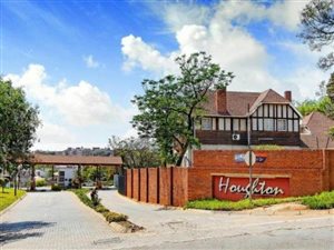 1 Bed Apartment in Parktown