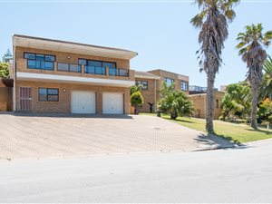 3 Bed House in Bay View
