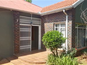 3 Bed House in Observatory