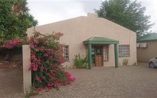 80 m² Commercial space in Willows