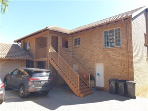 2 Bed Apartment in Magalieskruin