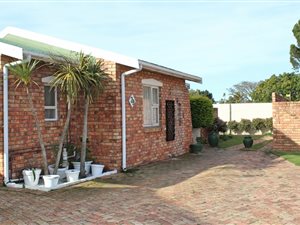 2 Bed Townhouse in Lorraine