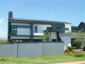4 Bed House in Midstream Ridge Estate