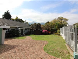 3 Bed House in Dormehlsdrift