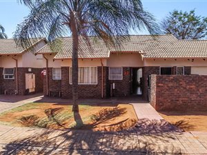 3 Bed Simplex in The Orchards