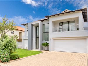 4 Bedroom House in Aspen Hills