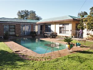3 Bed House in Amandelrug