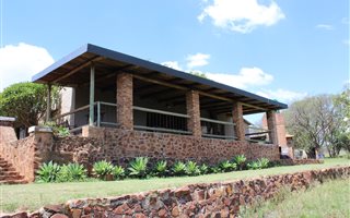29 ha Farm in Boekenhoutskloof and surrounds