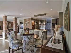 5 Bed House in Midstream Estate