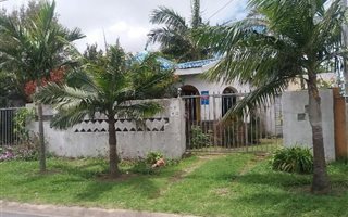 4 Bedroom House in Gamalakhe A
