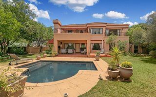 4 Bedroom House in Dainfern Golf Estate