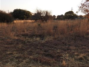 1100 m² Land available in Vaal Marina