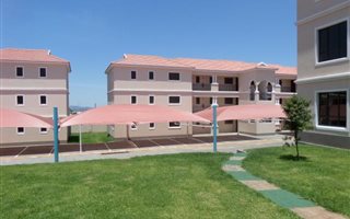 2 Bedroom Flat in Cashan