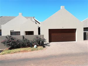 3 Bed Townhouse in Pinehaven