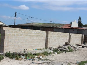 576 m² Land available in Elsies River