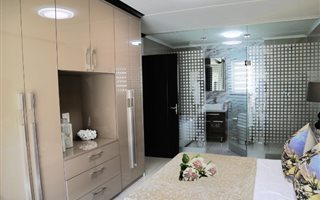 2 Bedroom Apartment in Carlswald AH