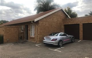 2 Bedroom Townhouse in Sinoville