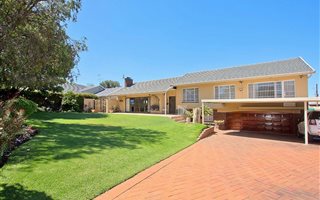 3 Bedroom House in Dania park