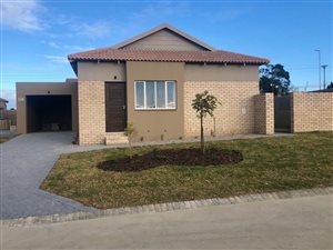 3 Bed House in Oudekloof
