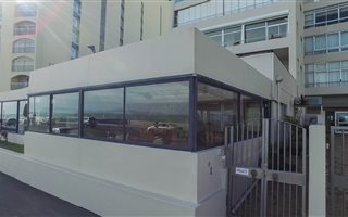 3 Bedroom Apartment in Strand North