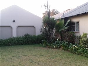4 Bed House in Flora Gardens