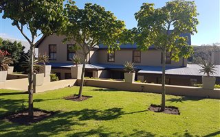 8 Bedroom House in Malgas