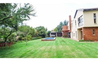 4 Bedroom House in Tijger Valley and surrounds