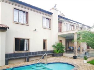 5 Bed House in Kyalami
