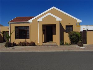 3 Bed House in Bothasig
