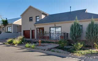 3 Bedroom House in Oudtshoorn