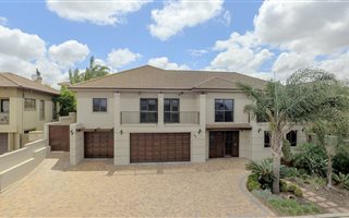 4 Bedroom House in Kleinbron Estate