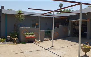 3 Bedroom House in Amiel Park