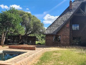 5 Bed House in Mabalingwe Nature Reserve