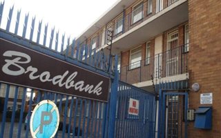 2 Bedroom Flat in Kenilworth