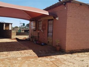 2 ha Farm in Rosashof