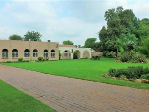 3 Bed House in Brackenhurst