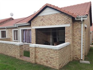 2 Bed Townhouse in Randpark Ridge