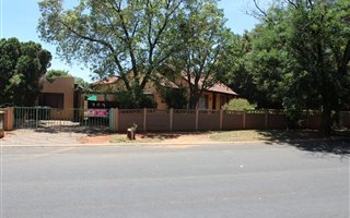 3 Bedroom House in Norkem Park