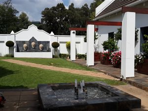 295 m² Commercial space in Parkmore