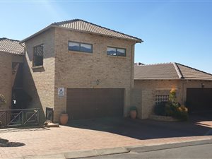 3 Bed Cluster in Chancliff