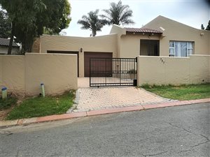 2 Bed Cluster in Wilgeheuwel