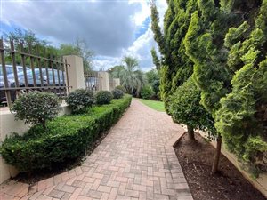 3 Bed House in Featherbrooke Estate