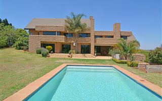 7 Bedroom House in Mooikloof Equestrian Estate