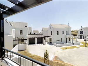 3 Bed House in Acorn Creek Lifestyle Estate