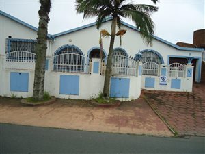 7 Bed House in Chatsworth Central